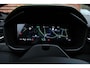 Lynk & Co 01 1.5 More | 360 Graden camera | Actieve LED Koplampen | Schuif-/Kanteldak | Premium Audio By Harman Kardon | Sfeerverlichting | Dodehoekassistent | Adaptieve Cruise Control | Stuurverwarming | Stoelverwarming | Bestuurdersstoel met geheugen | Getint glas | Elektrisch bedienbare achterklep | Draadloos telefoonoplader