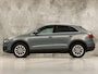 Audi Q3 2.0 TFSI Quattro Sport 211Pk Automaat (NAVIGATIE, CLIMATE, ZWART HEMEL, GETINT GLAS, BRUIN LEDER, SPORTSTOELEN, CRUISE, PARKEERSENSOREN, XENON, NIEUWSTAAT)