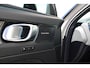 Volvo EX40 Single Motor Extended Range Ultra Europa 82 kWh | Panoramadak | Premium audio by Harman Kardon | Verwarmbare voorstoelen en achterbank | Stuurwiel verwarmd | Apple Carplay/Android Auto | 19 inch lichtmetalen velgen| 360 graden camera | Extra getint glas achterportieren en bagageruimte |