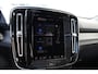 Volvo EX40 Single Motor Extended Range Ultra Europa 82 kWh | Panoramadak | Premium audio by Harman Kardon | Verwarmbare voorstoelen en achterbank | Stuurwiel verwarmd | Apple Carplay/Android Auto | 19 inch lichtmetalen velgen| 360 graden camera | Extra getint glas achterportieren en bagageruimte |