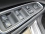 Mitsubishi Outlander 2.4 PHEV Instyle Edition | 4WD | AUTOMAAT | 240 PK | TREKHAAK | 1.500 KG TREKGEWICHT | DEALER ONDERHOUDEN |