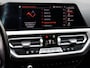 BMW 3-Serie Touring 320i Business Edition 1e-Eig. & Dealer-Onderh. BOVAG-Garantie. NL-Auto.