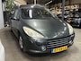 Peugeot 307 SW 1.6-16V Premium // 7 pers. // incl. NIeuwe APK!!!