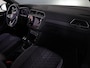 Volkswagen Tiguan 1.5 TSI R-Line Business 150 pk Automaat (DSG) | Navigatie | Panoramadak | Parkeersensoren (Park assist) | Achteruitrijcamera | Head-up display | R-Line |