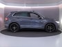 Volkswagen Tiguan 1.5 TSI R-Line Business 150 pk Automaat (DSG) | Navigatie | Panoramadak | Parkeersensoren (Park assist) | Achteruitrijcamera | Head-up display | R-Line |