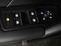 Volkswagen Tiguan 1.5 TSI R-Line Business 150 pk Automaat (DSG) | Navigatie | Panoramadak | Parkeersensoren (Park assist) | Achteruitrijcamera | Head-up display | R-Line |