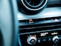 Audi Q2 30 TFSI Sport 1e Eigenaar | Origineel NL | Navigatie | Climate Control | Cruise Control | Privacy Glas | 18'' Lichtmetalen Velgen | NAP | Dimlichten Automatisch | Regensensor | Briljant Kleur |