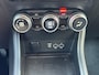 Renault Captur 1.3 TCe 140 Intens Automaat Navi Carplay Clima Camera PDC V+A