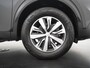 Peugeot e-2008 EV Active Pack 50 kWh | SOH 95% | Warmtepomp | Apple/Android Carplay | Parkeersensor | Zondag Open!