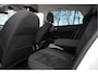 Volkswagen Golf 1.5 eTSI 150pk Aut. Style Full led/ Massage/ Navigatie/ Carplay/ Sfeerverlichting/ Stoelverwarming/ Pdc v+a