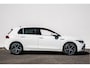 Volkswagen Golf 1.5 eTSI 150pk Aut. Style Full led/ Massage/ Navigatie/ Carplay/ Sfeerverlichting/ Stoelverwarming/ Pdc v+a