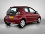 Toyota Aygo 1.0-12V Aspiration Red Automaat | Half Lederen bekleding | Airco | Elektrische ramen voor | Centrale deurvergrendeling met sleutel | Dashboard kast |