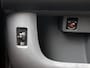 Toyota Aygo 1.0-12V Aspiration Red Automaat | Half Lederen bekleding | Airco | Elektrische ramen voor | Centrale deurvergrendeling met sleutel | Dashboard kast |
