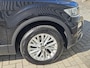 Volkswagen T-Roc 1.5 TSI Sport / Stoelverwarming / Achteruitrijcamera / Navigatie / Trekhaak / Apple CarPlay/Android Auto / All Season banden / Climate Control /