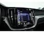 Volvo XC60 2.0 T5 R-Design | Rijklaar | Pano-dak | Trekhaak 2300kg | Head-up | Harman/ Kardon | ACC | Blis | Camera |