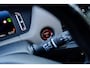 Honda Jazz 1.5 Full Hybrid Crosstar Automaat | Bi-Tone Surf Blue | Volledig onderhouden | Navigatie | PDC v/a | Camera | Carplay / Android Auto | Stoelverwarming