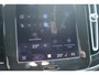 Volvo XC40 B4 197PK AUT7 Plus Dark | Harman/Kardon Premium Audio | Adaptive Cruise & Pilot Assist | Semi elektrische trekhaak | Verwarmbare voorstoelen | Verwarmbaar stuurwiel | Premium audio by Harman Kardon | 19" Velgen | Power Seats incl. Memory |