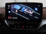 Volkswagen ID.5 Pro 77 kWh | SOH 93,5% | Memory | Leder/alcantara | Stuur/stoel verwarming | Climate control | Adaptive cruise | Sfeerverlichting | Camera | Park assist | Trekhaak |