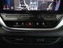 Volkswagen ID.5 Pro 77 kWh | SOH 93,5% | Memory | Leder/alcantara | Stuur/stoel verwarming | Climate control | Adaptive cruise | Sfeerverlichting | Camera | Park assist | Trekhaak |