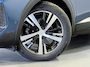 Peugeot 3008 1.2 Turbo GT | Navigatie/Android/Apple Carplay | LM Velgen 18" | Voorstoelen Verwarmd + Massage | Cruise Control Adaptief | Airco |