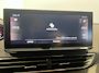 Peugeot 3008 1.2 Turbo GT | Navigatie/Android/Apple Carplay | LM Velgen 18" | Voorstoelen Verwarmd + Massage | Cruise Control Adaptief | Airco |