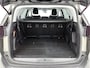 Peugeot 5008 1.2 PureTech Allure | Automaat | Navigatie | Apple carplay | Android auto | Camera | Parkeersensoren | Cruise control | Climate control | Lichtmetalen velgen | All season banden | Privacy glass |