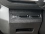 Peugeot 5008 1.2 PureTech Allure | Automaat | Navigatie | Apple carplay | Android auto | Camera | Parkeersensoren | Cruise control | Climate control | Lichtmetalen velgen | All season banden | Privacy glass |