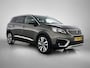Peugeot 5008 1.2 PureTech Allure | Automaat | Navigatie | Apple carplay | Android auto | Camera | Parkeersensoren | Cruise control | Climate control | Lichtmetalen velgen | All season banden | Privacy glass |