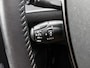 Peugeot e-208 EV Allure Pack 50 kWh | Automaat | Camera | Navigatie | Parkeersensoren | Climate control | Apple carplay | Android auto | Privacy glass | Cruise control |