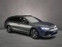 Volkswagen Passat Variant R-Line Edition 1.5 TSI eHybrid 272pk DSG Automaat Trekhaak, 360 camera, Panoramadak, Adaptive cruise control, Black Style, Achteruitrijcamera