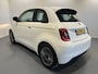 Fiat 500 Icon 42 kWh | Navigatie/Android/Apple Carplay | LM Velgen 16" | Cruise Control | DAB | Cruise Control | Airco |