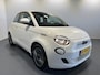 Fiat 500 Icon 42 kWh | Navigatie/Android/Apple Carplay | LM Velgen 16" | Cruise Control | DAB | Cruise Control | Airco |