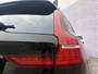 Volvo V60 2.0 T8 Plug-in hybrid AWD Plus Dark | SOH:94% | 455PK ! | Long Range | Google | Camera | Extra getint Glas | Trekhaak | Adaptive cruise | Power Seats | Memory | Blis | Dealer onderhouden | Keyless entry/start |