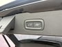 Volvo V60 2.0 T8 Plug-in hybrid AWD Plus Dark | SOH:94% | 455PK ! | Long Range | Google | Camera | Extra getint Glas | Trekhaak | Adaptive cruise | Power Seats | Memory | Blis | Dealer onderhouden | Keyless entry/start |