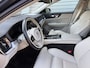 Volvo V60 2.0 T6 Twin Engine AWD Momentum Pro / Blond Leder interieur / 18" Velgen / Stuur & Stoelverwarming /
