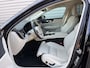 Volvo V60 2.0 T6 Twin Engine AWD Momentum Pro / Blond Leder interieur / 18" Velgen / Stuur & Stoelverwarming /