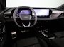 Audi Q6 e-tron S edition 83 Kwh 252 pk | Glazen panoramadak | Trekhaak, mechanisch draaibaar | Exterieurpakket zwart | Warmtewerend glas donker tint |