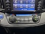 Toyota RAV4 2.5 Hybrid 2WD Style |1e eigenaar | Orgineel NL | Camera | Parkeersensoren | Beschermstrip achterbumper | Navigatie af fabriek