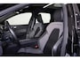 Volvo XC60 Recharge T8 AWD R-Design - Panorama/schuifdak - IntelliSafe Assist & Surround - 360º Camera - Harman/Kardon audio - Adaptieve LED koplampen - Verwarmde voorstoelen - Parkeersensoren voor & achter - Elektr. bedienb. bestuurdersstoel met geheugen - Inklapbare trekhaak - 19' LMV