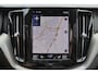 Volvo XC60 Recharge T8 AWD R-Design - Panorama/schuifdak - IntelliSafe Assist & Surround - 360º Camera - Harman/Kardon audio - Adaptieve LED koplampen - Verwarmde voorstoelen - Parkeersensoren voor & achter - Elektr. bedienb. bestuurdersstoel met geheugen - Inklapbare trekhaak - 19' LMV