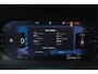 Volvo XC90 T8 Recharge AWD Ultra Dark - Luchtvering - Panorama/schuifdak - IntelliSafe Assist & Surround - 360º Camera - Bowers & Wilkins audio - Adaptieve LED koplampen - Verwarmde voorstoelen, stuur & achterbank - Parkeersensoren voor & achter - Elektr. bedienb. voorstoelen met geheugen - Geventileerde voorstoelen - Head up display - Draadloze tel. lader - Inklapbare trekhaak - 21' LMV