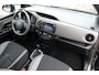 Toyota Yaris 1.5 Hybid Bi-Tone
