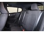 Volvo C40 Recharge Ultimate 69 kWh - Panoramadak - IntelliSafe Assist & Surround - 360º Camera - Harman Kardon audio - Verwarmde voorstoelen & stuur - Elektr. bedienb. voorstoelen met geheugen links - Draadloze tel. lader - Extra getint glas - Inklapbare trekhaak - 19' LMV