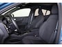 Volvo C40 Recharge Ultimate 69 kWh - Panoramadak - IntelliSafe Assist & Surround - 360º Camera - Harman Kardon audio - Verwarmde voorstoelen & stuur - Elektr. bedienb. voorstoelen met geheugen links - Draadloze tel. lader - Extra getint glas - Inklapbare trekhaak - 19' LMV