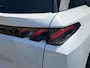Peugeot e-5008 GT Long Range 97 kWh 7p VOORRAAD VOORDEEL | Panoramisch schuifdak | Trekhaak | Warmtepomp | Stoelverwarming | Navigatie |