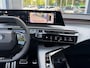 Peugeot e-5008 GT Long Range 97 kWh 7p VOORRAAD VOORDEEL | Panoramisch schuifdak | Trekhaak | Warmtepomp | Stoelverwarming | Navigatie |
