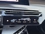 Peugeot e-5008 GT Long Range 97 kWh 7p VOORRAAD VOORDEEL | Panoramisch schuifdak | Trekhaak | Warmtepomp | Stoelverwarming | Navigatie |