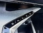 Peugeot e-5008 GT Long Range 97 kWh 7p VOORRAAD VOORDEEL | Panoramisch schuifdak | Trekhaak | Warmtepomp | Stoelverwarming | Navigatie |