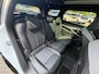 Peugeot e-5008 GT Long Range 97 kWh 7p VOORRAAD VOORDEEL | Panoramisch schuifdak | Trekhaak | Warmtepomp | Stoelverwarming | Navigatie |