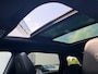Peugeot e-5008 GT Long Range 97 kWh 7p VOORRAAD VOORDEEL | Panoramisch schuifdak | Trekhaak | Warmtepomp | Stoelverwarming | Navigatie |